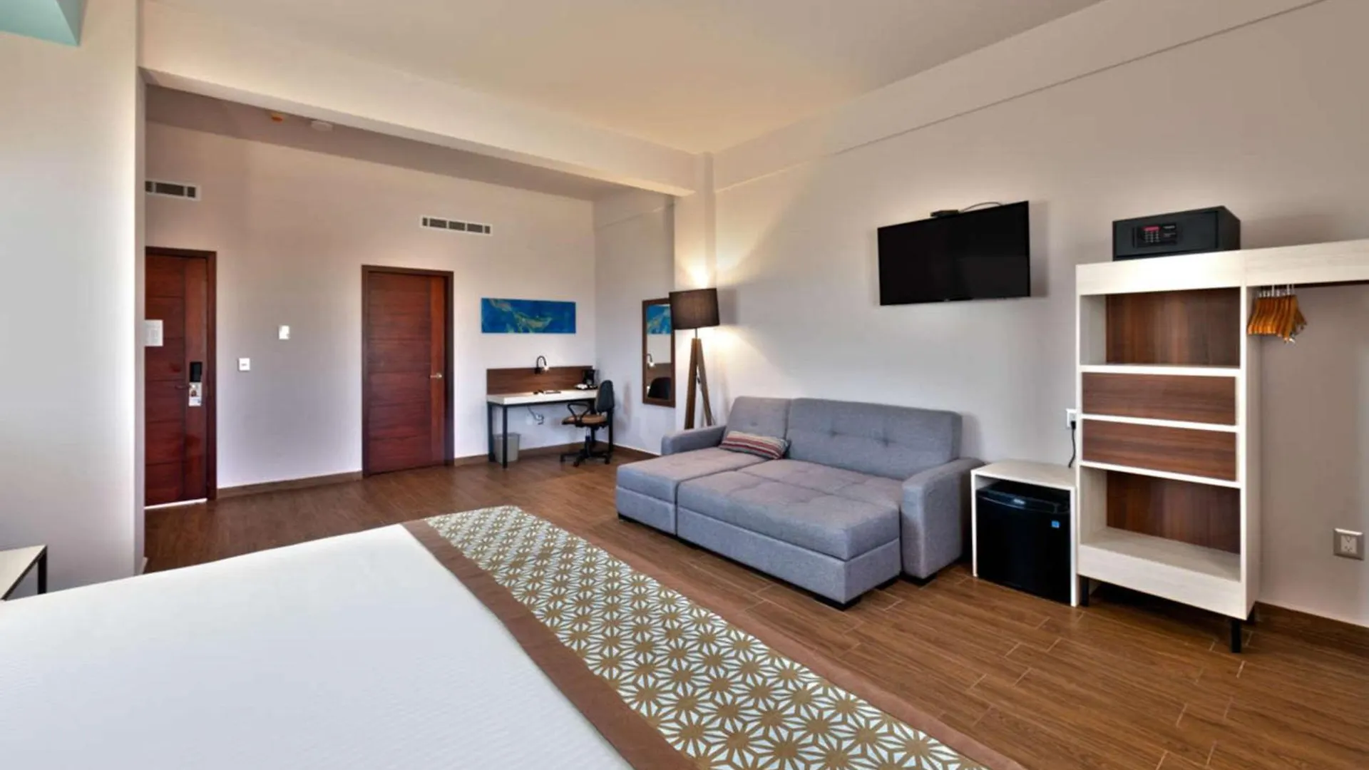 Comfort Inn & Suites Los Cabos Cabo San Lucas