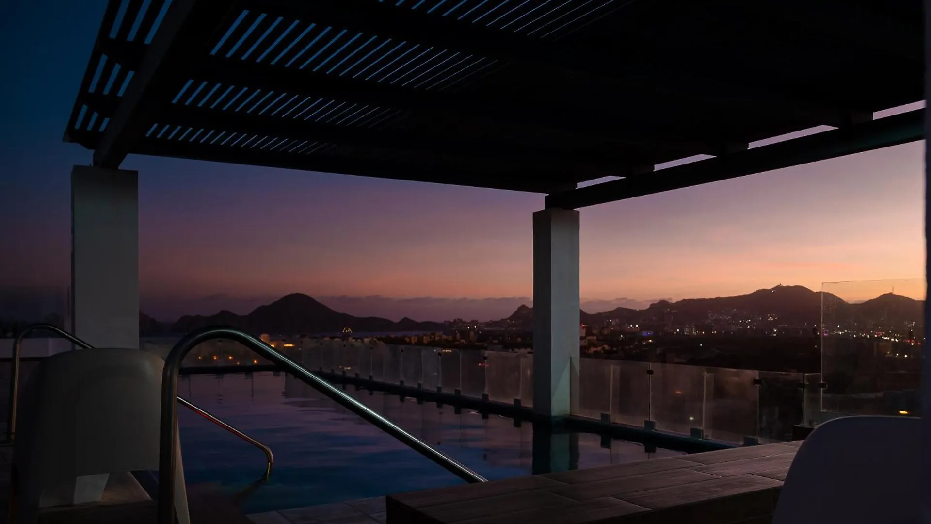 Comfort Inn & Suites Los Cabos Cabo San Lucas